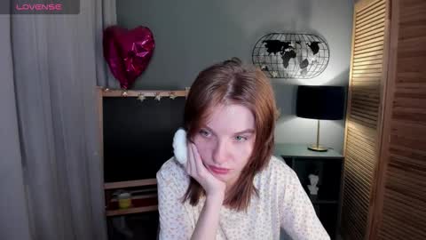 madelaines online show from October 12, 10:25 am