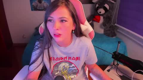 Snapshot of madeleine_shinobi chatting on February 1, 2:47 am Emily Only Fans online show from February 1, 2:47 am