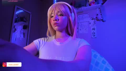 Snapshot of madelinebenet chatting on February 14, 2:50 am Madeline online show from February 14, 2:50 am