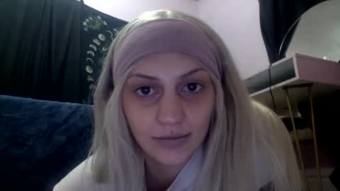 madeline online show from November 1, 5:20 am