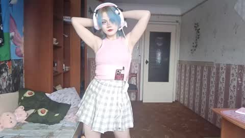 Snapshot of madgezari chatting on February 17, 6:21 am Alice Kaneki online show from February 17, 6:21 am