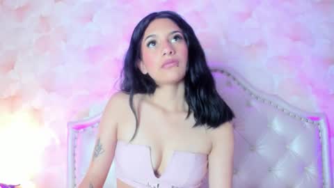 madhison_5 online show from November 14, 8:40 pm