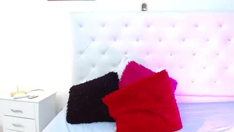 Snapshot of madison_horny69 chatting on March 8, 2:19 pm Jenny online show from March 8, 2:19 pm