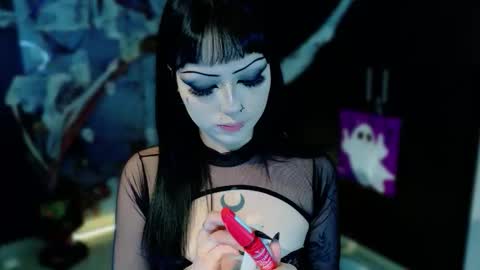 Snapshot of madison_jacksonn chatting on October 23, 9:35 pm madison_jacksonn online show from October 23, 9:35 pm