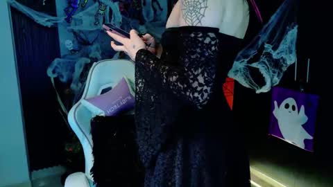 Snapshot of madison_jacksonn chatting on October 29, 9:49 pm madison_jacksonn online show from October 29, 9:49 pm