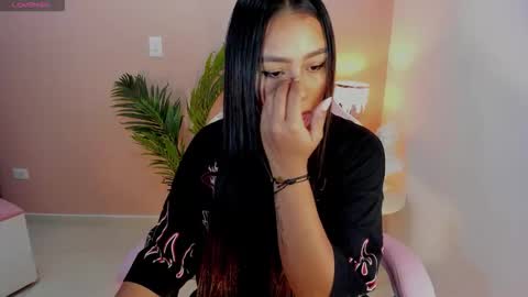 Snapshot of madison_montes chatting on October 21, 7:36 pm madison montes online show from October 21, 7:36 pm