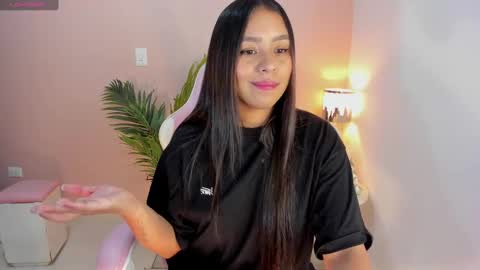 Snapshot of madison_montes chatting on October 24, 11:50 am madison montes online show from October 24, 11:50 am