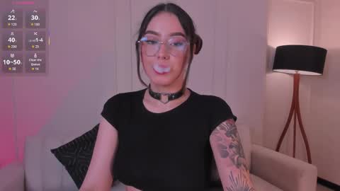 Maddi Collins online show from September 8, 9:03 pm