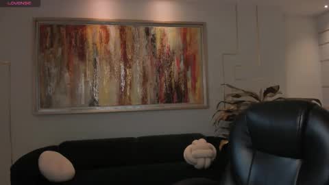 Maddi Collins online show from February 12, 12:00 pm