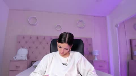 madison online show from November 13, 12:59 pm