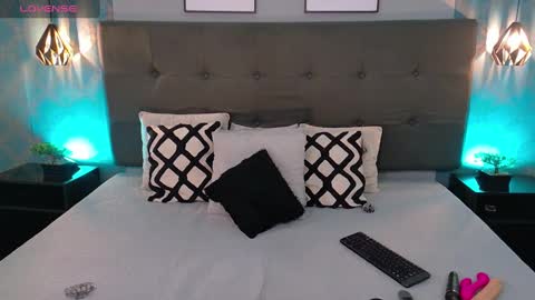 Madison Smith online show from February 15, 10:31 pm