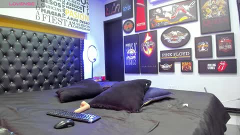 Snapshot of madisson7 chatting on March 5, 12:00 pm Madisson online show from March 5, 12:00 pm