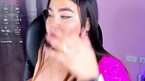Snapshot of madissonlee__ chatting on September 15, 7:47 pm madissonlee__ online show from September 15, 7:47 pm