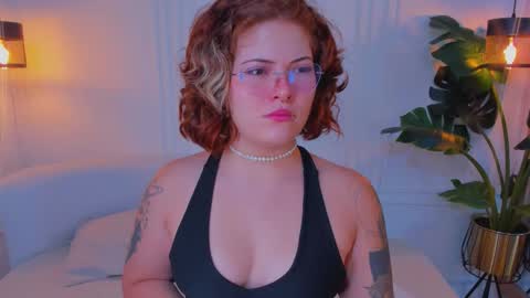 madissonmoore5 online show from October 1, 12:22 pm