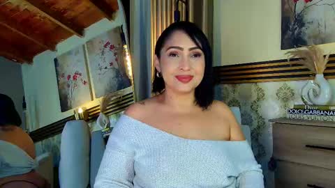 MADISSOONE  online show from February 19, 2:29 am