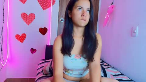 mady  online show from October 25, 5:15 am