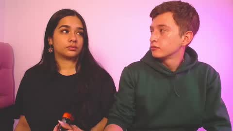 mae and nathan online show from September 23, 11:35 am