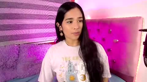 Snapshot of maeena chatting on February 26, 3:30 pm maeena online show from February 26, 3:30 pm