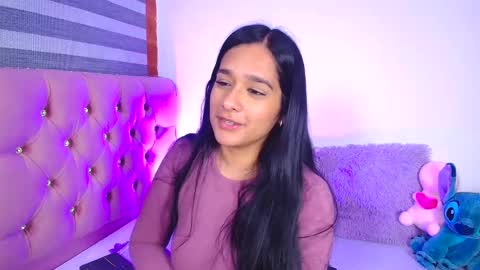 Snapshot of maeena chatting on March 6, 6:16 pm maeena online show from March 6, 6:16 pm