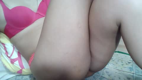 Snapshot of maegold69 chatting on October 13, 12:05 pm maegold69 online show from October 13, 12:05 pm