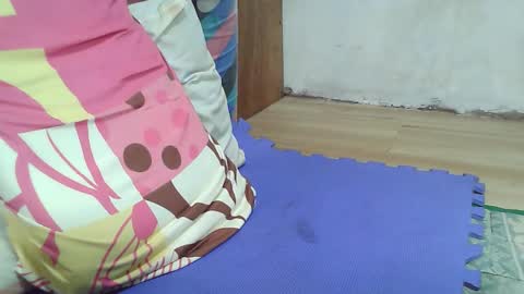 Snapshot of maegold69 chatting on November 5, 1:11 pm maegold69 online show from November 5, 1:11 pm