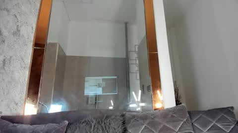 mafearias23 online show from February 24, 2:04 pm