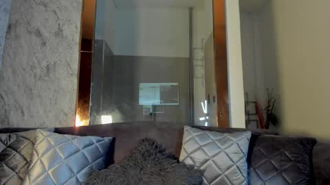 mafearias23 online show from March 3, 2:23 pm