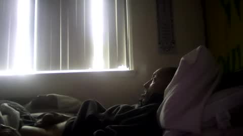 Snapshot of magdalena_805 chatting on February 3, 6:39 pm magdalena_805 online show from February 3, 6:39 pm