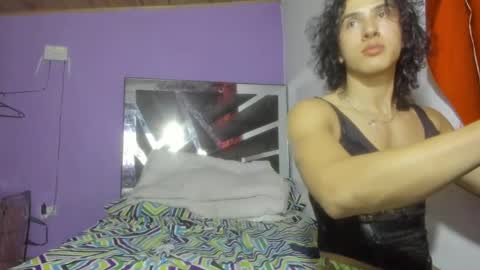 Snapshot of maggie_fit chatting on January 9, 3:26 am maggie_fit online show from January 9, 3:26 am