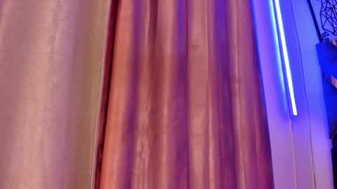 Snapshot of maggie_greene chatting on September 19, 12:28 pm Maggie online show from September 19, 12:28 pm