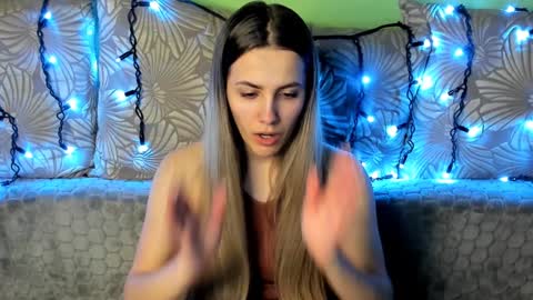 Maggie online show from January 23, 1:30 am