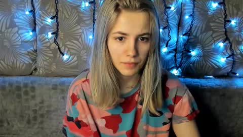 Maggie online show from March 7, 4:24 am