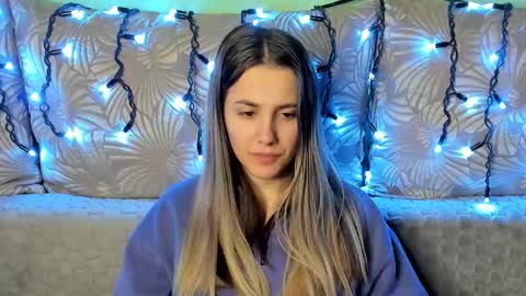 Maggie online show from February 6, 5:12 am