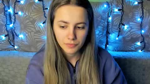 Maggie online show from February 11, 3:00 am