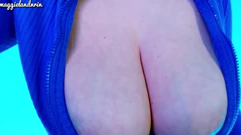 Maggie   online show from October 22, 5:02 pm