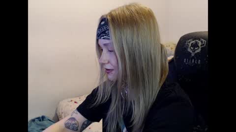 Magdalene Swaggy online show from December 7, 9:00 pm