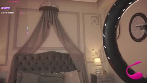   online show from November 27, 8:00 pm