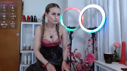 Maghenta-MS mature online show from September 15, 5:35 pm