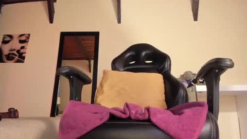   online show from January 20, 3:07 pm