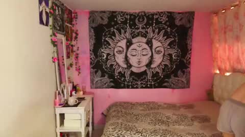 Claire online show from January 17, 1:13 pm