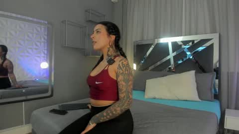 Marge online show from October 12, 3:33 pm