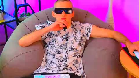 magic_storms online show from March 6, 1:24 am