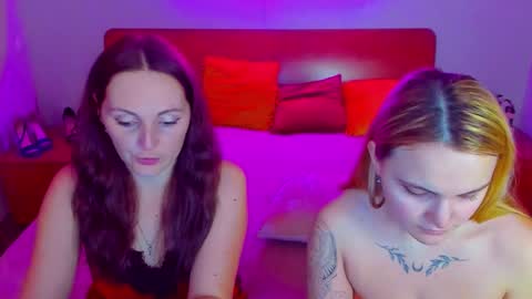 Lili and Bella online show from December 28, 3:48 pm