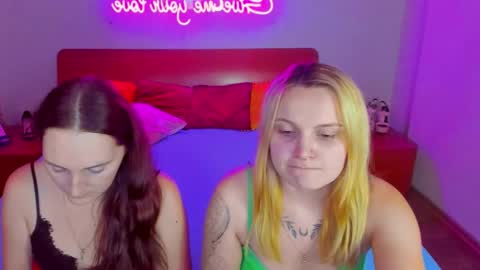 Lili and Bella online show from January 12, 10:12 am