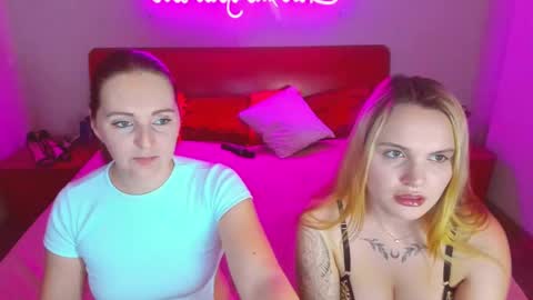 Lili and Bella online show from February 26, 10:26 am