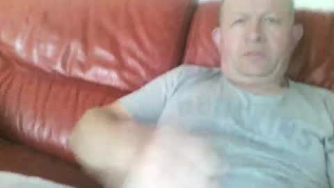 Snapshot of magicman250 chatting on April 28, 5:34 am magicman250 online show from April 28, 5:34 am