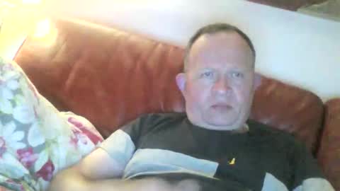 Snapshot of magicman250 chatting on April 30, 8:37 pm magicman250 online show from April 30, 8:37 pm