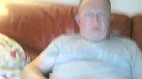 Snapshot of magicman250 chatting on May 6, 8:36 pm magicman250 online show from May 6, 8:36 pm