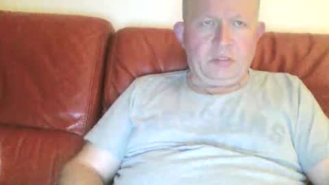 Snapshot of magicman250 chatting on May 25, 9:43 pm magicman250 online show from May 25, 9:43 pm
