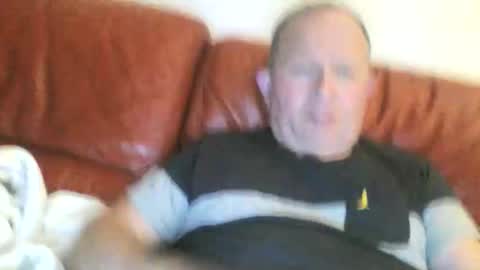 Snapshot of magicman250 chatting on May 31, 8:32 pm magicman250 online show from May 31, 8:32 pm